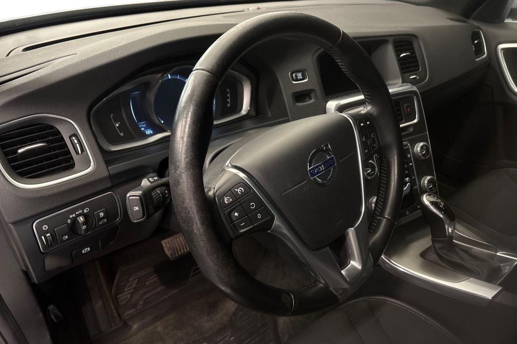 Volvo V60 2016