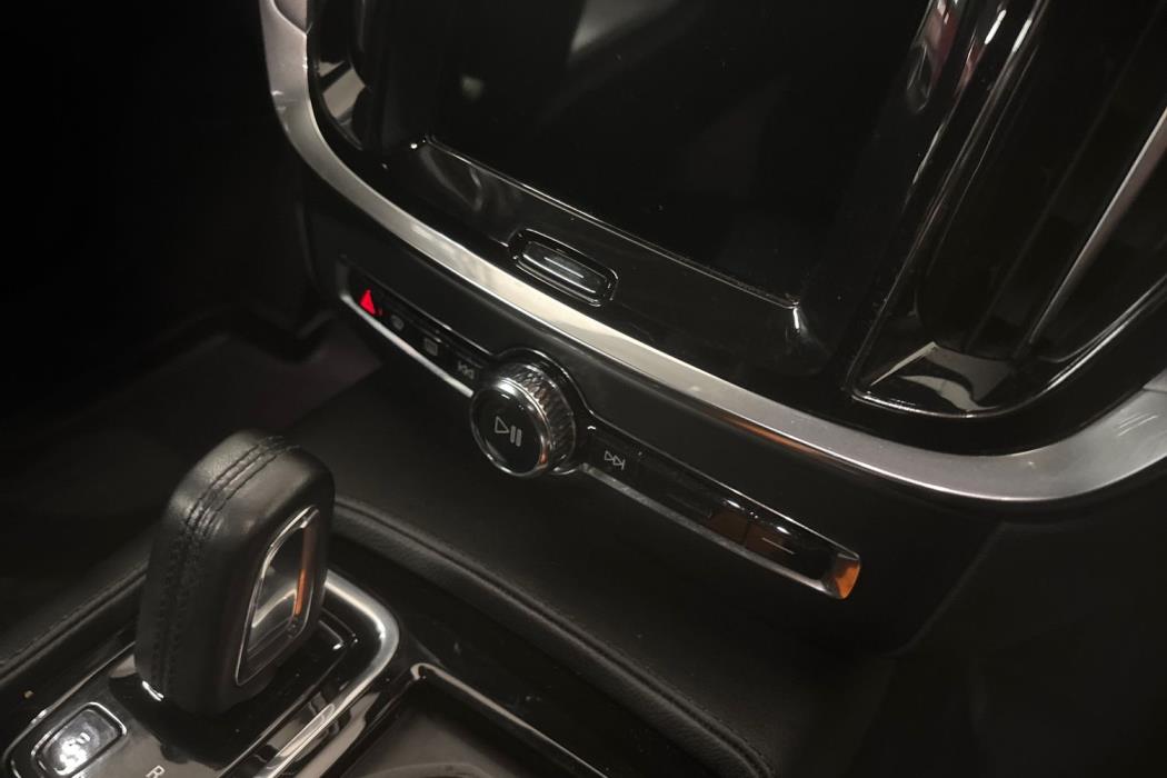 Volvo V60 2021