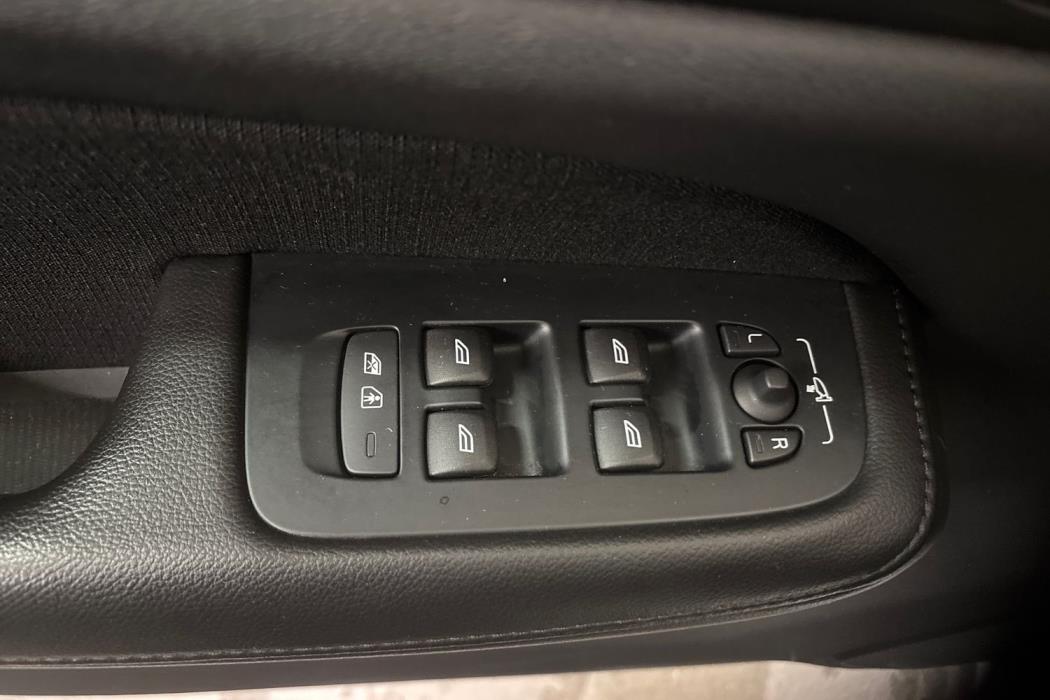 Volvo V60 2021