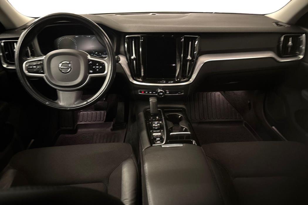 Volvo V60 2021