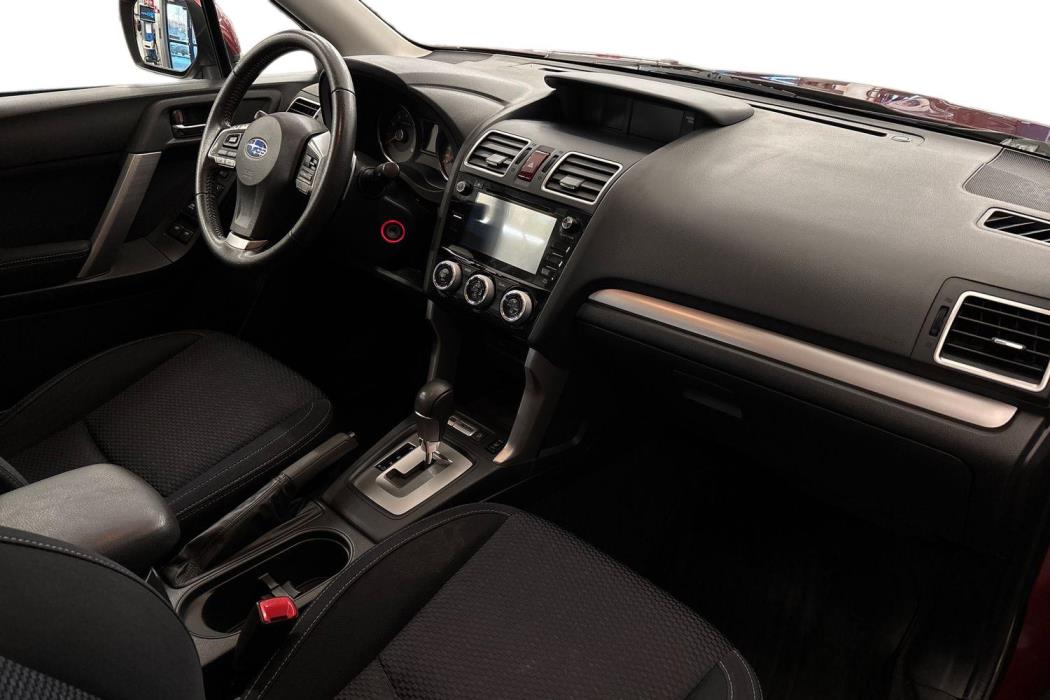 Subaru Forester 2016