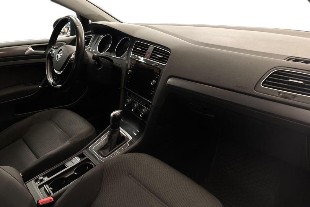 Volkswagen Golf 2020