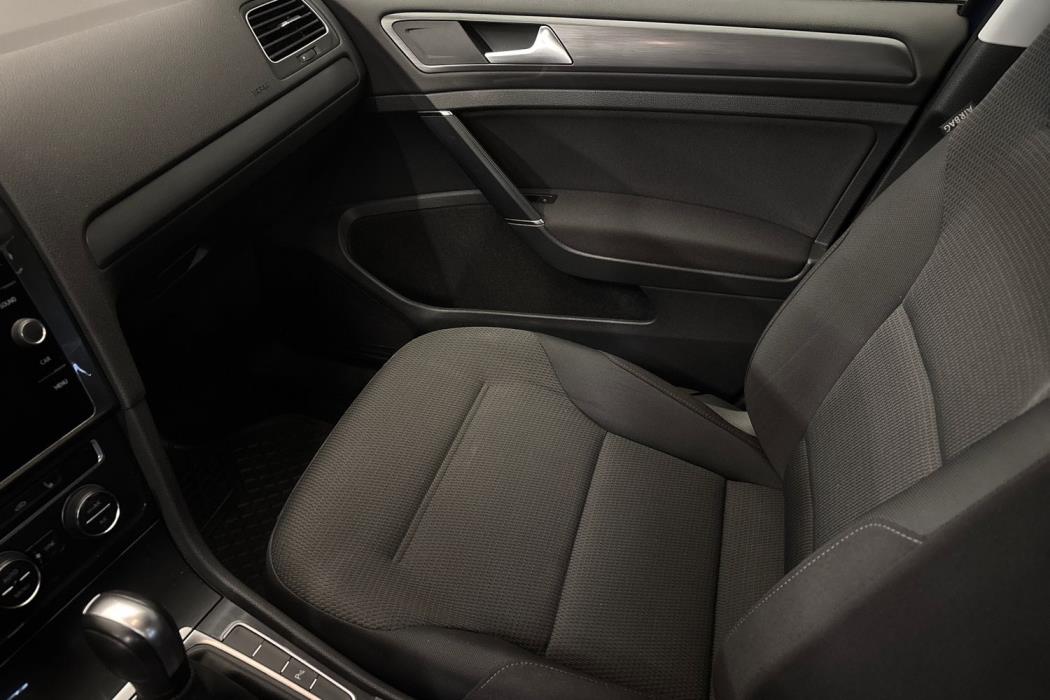 Volkswagen Golf 2020