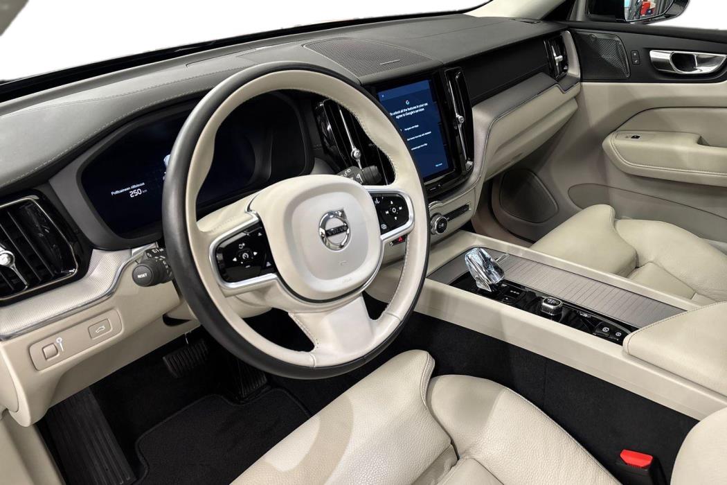 Volvo XC60 2022