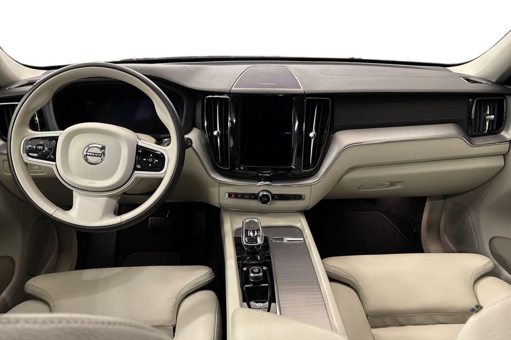 Volvo XC60 2022