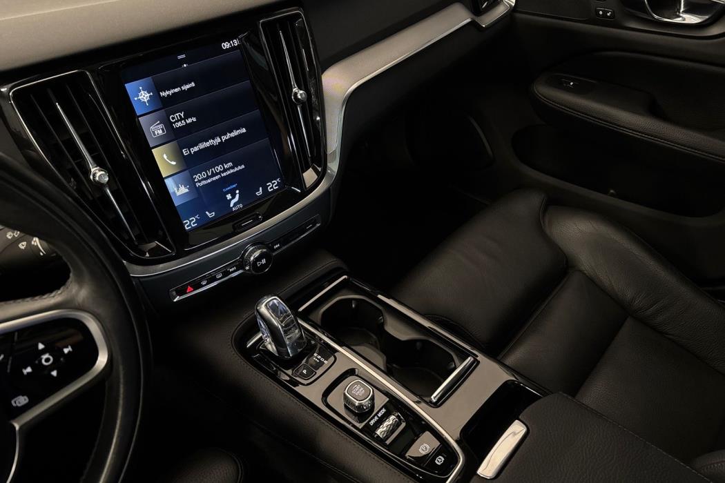 VOLVO V60 2019
