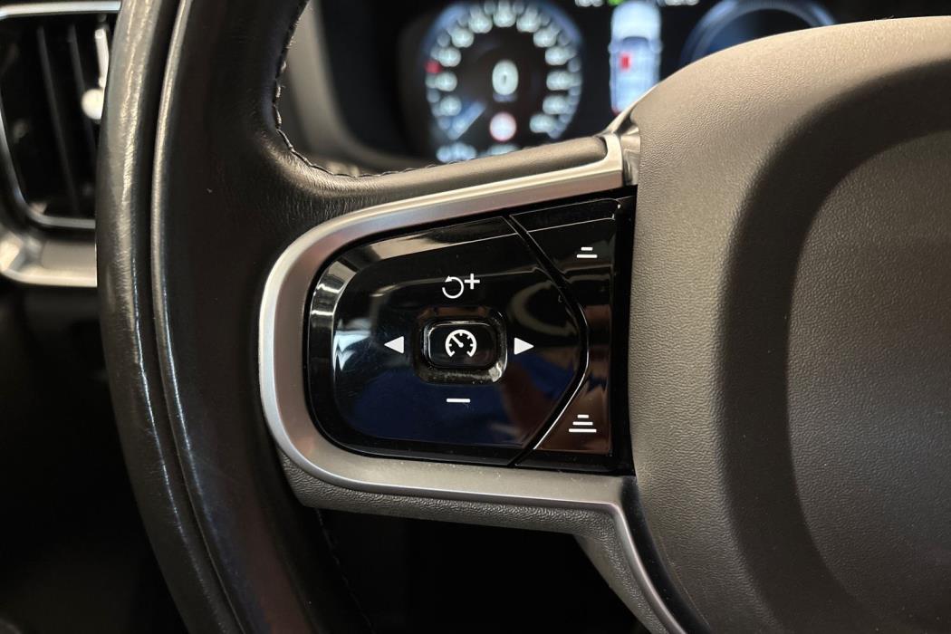 VOLVO V60 2019