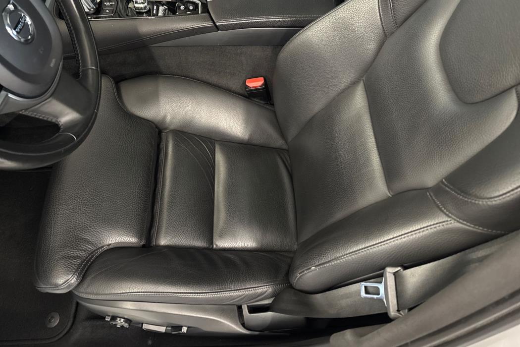 VOLVO V60 2019
