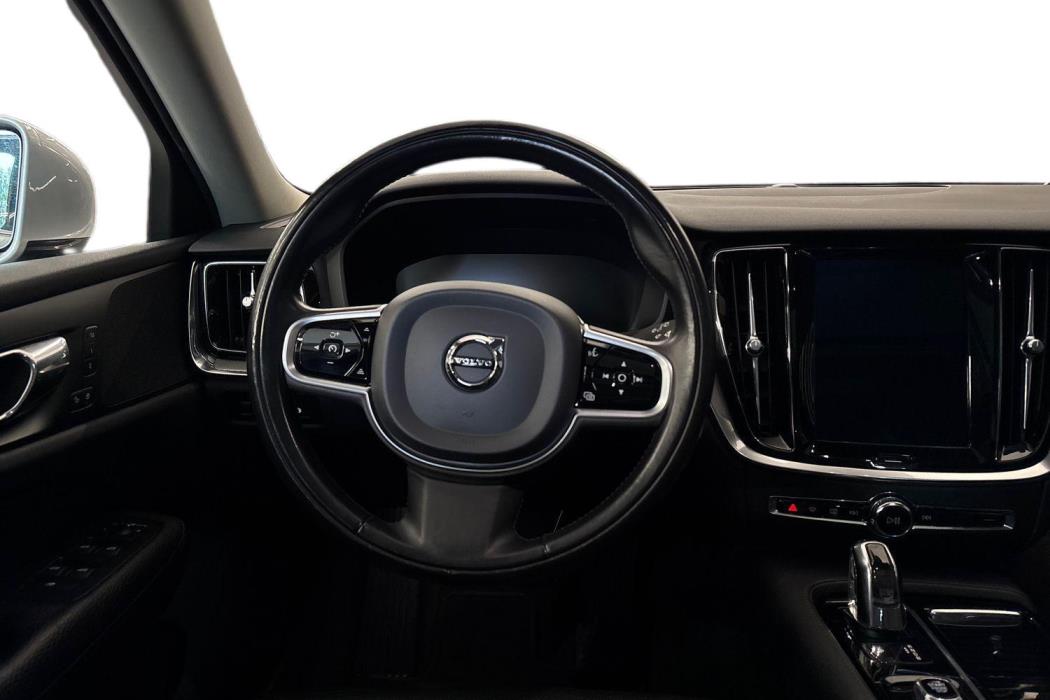 VOLVO V60 2019