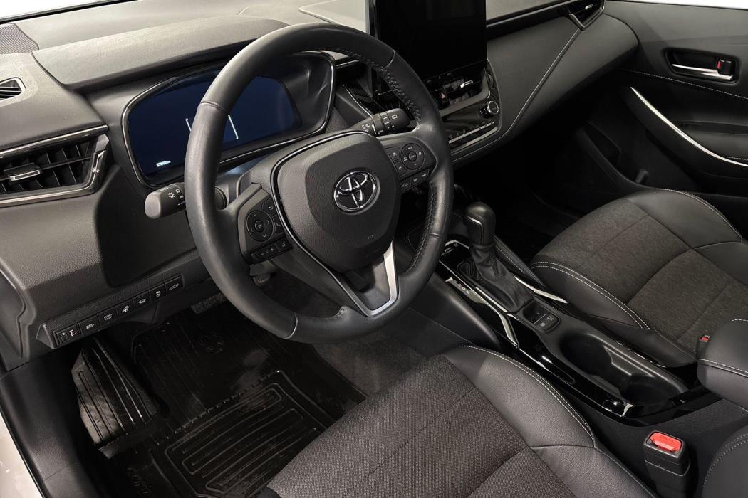 TOYOTA Corolla 2023