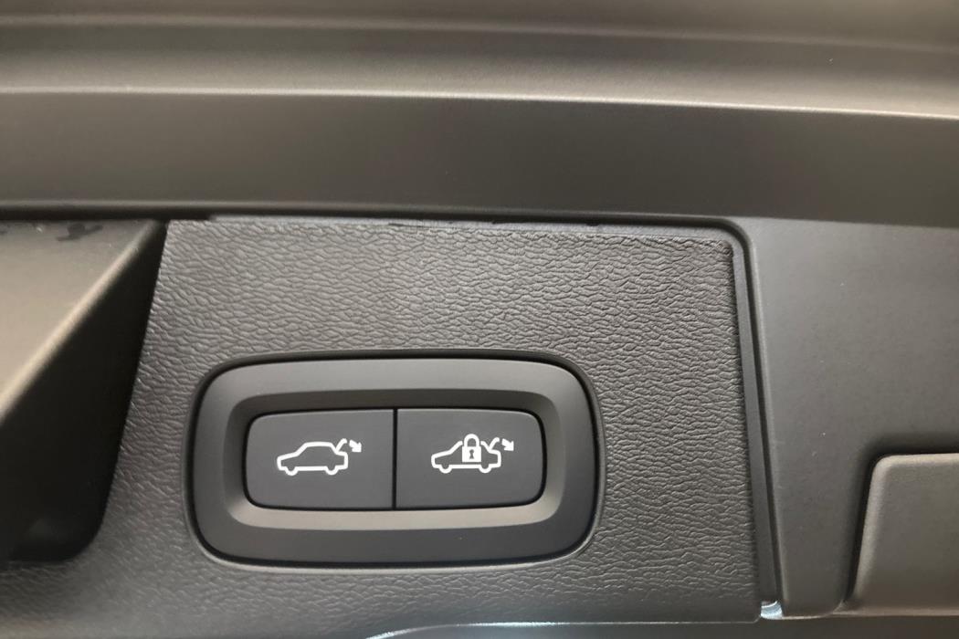 Volvo XC60 2027