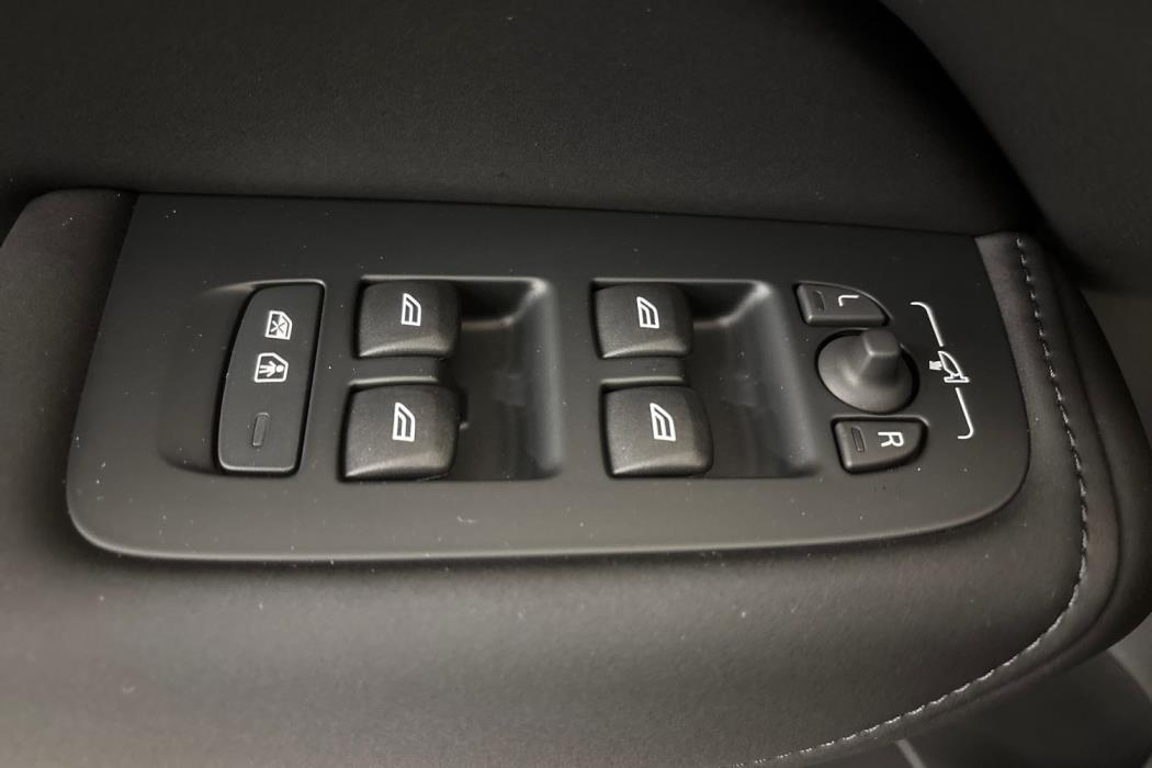 Volvo XC60 2027