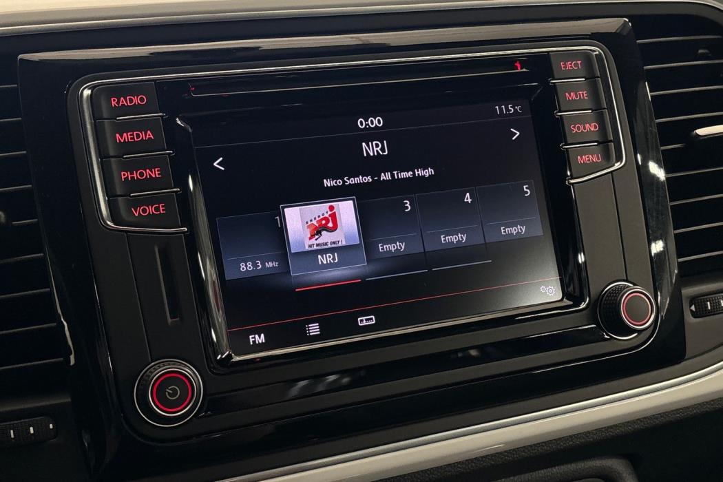 Volkswagen Beetle 2016