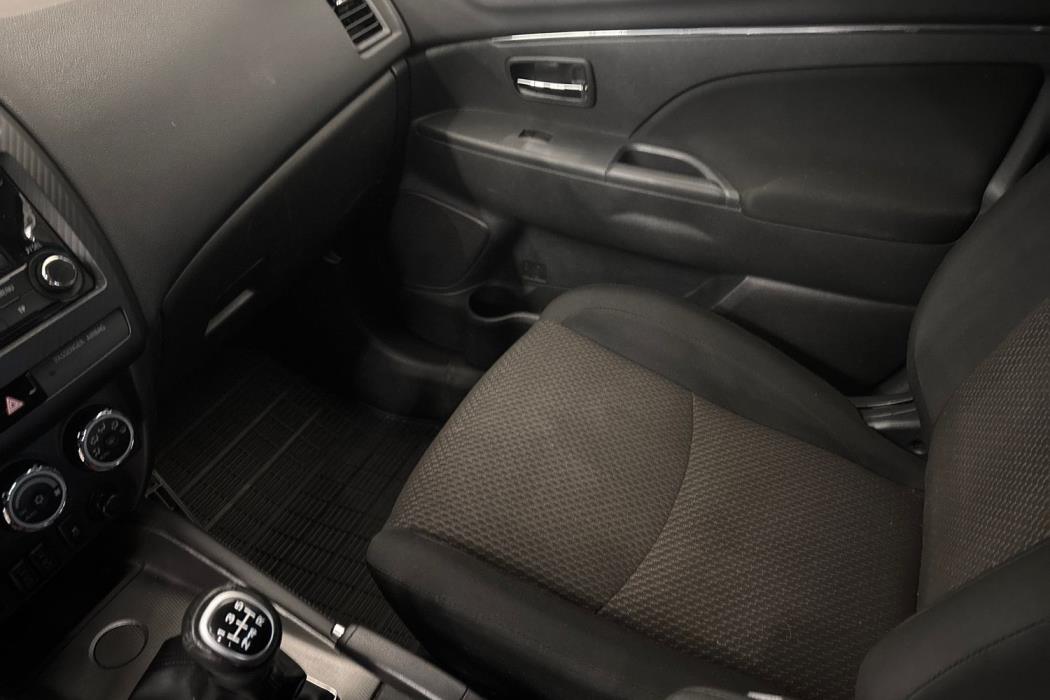 MITSUBISHI ASX 2019