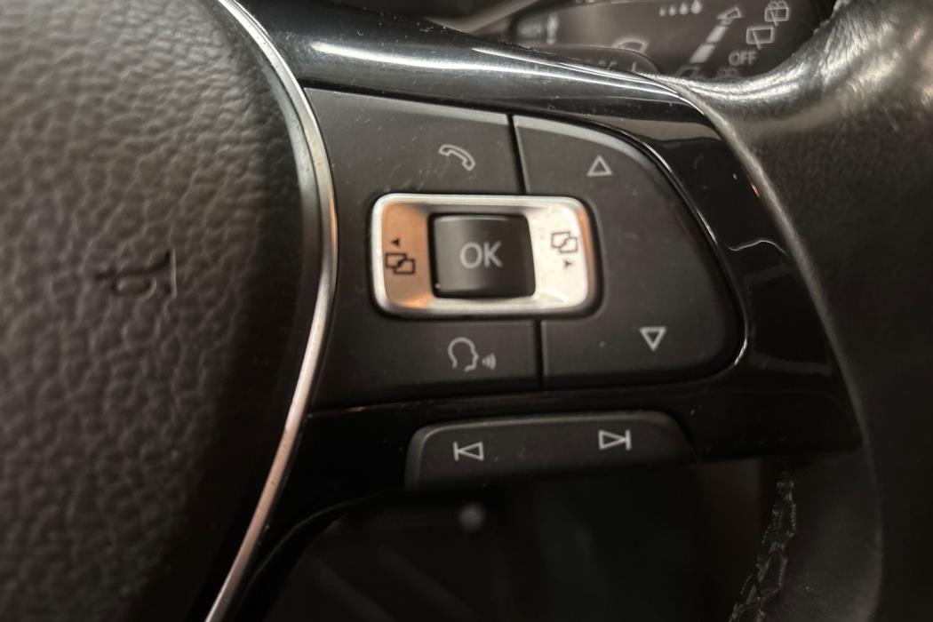 Volkswagen T-Roc 2019