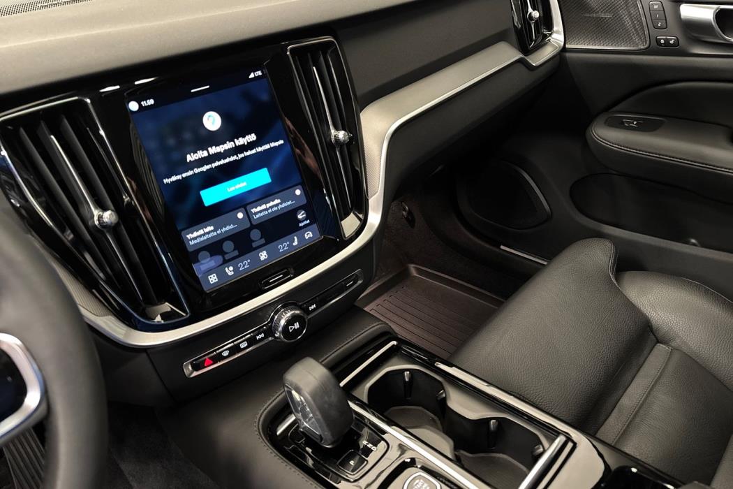 Volvo V60 2024