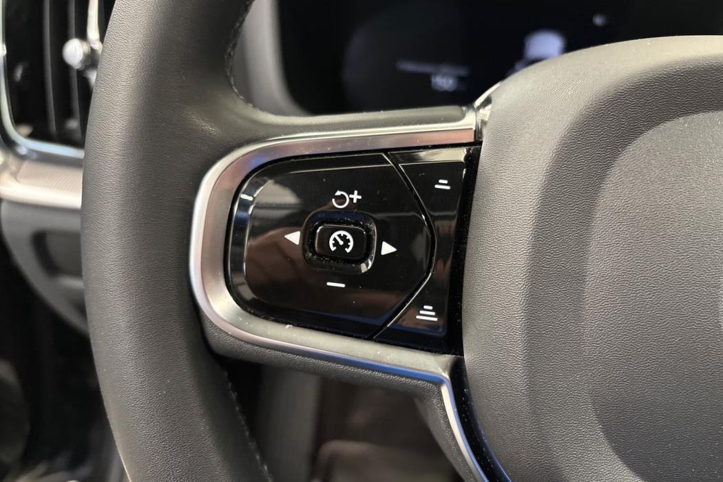 Volvo V60 2024