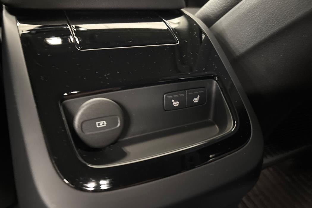 Volvo V60 2024