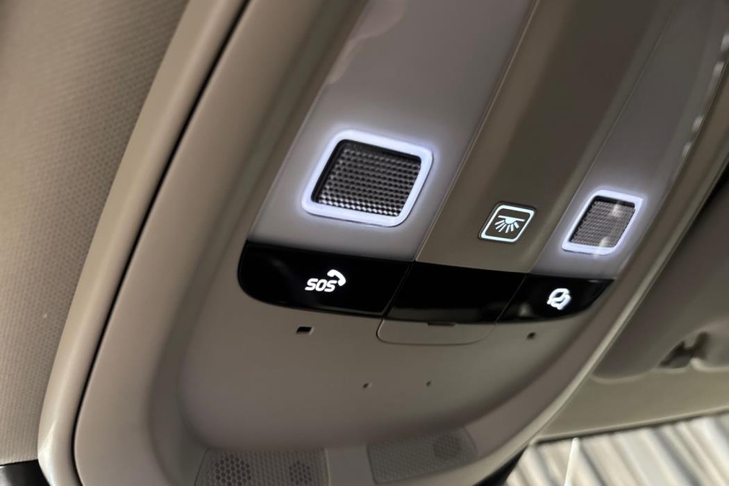 Volvo V60 2024