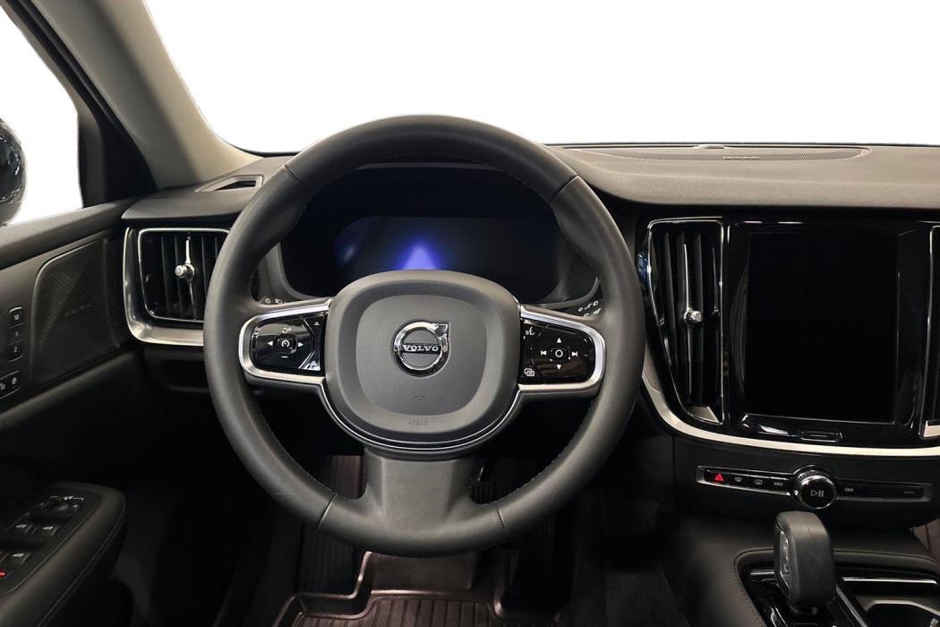 Volvo V60 2024