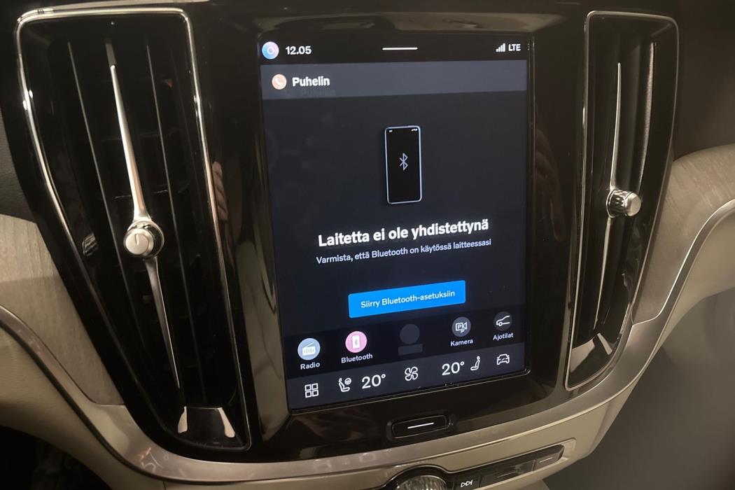 Volvo V60 2024