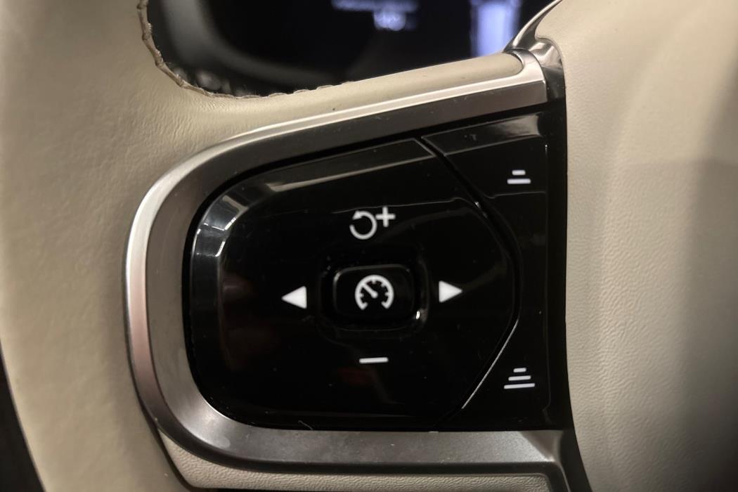 Volvo V60 2024