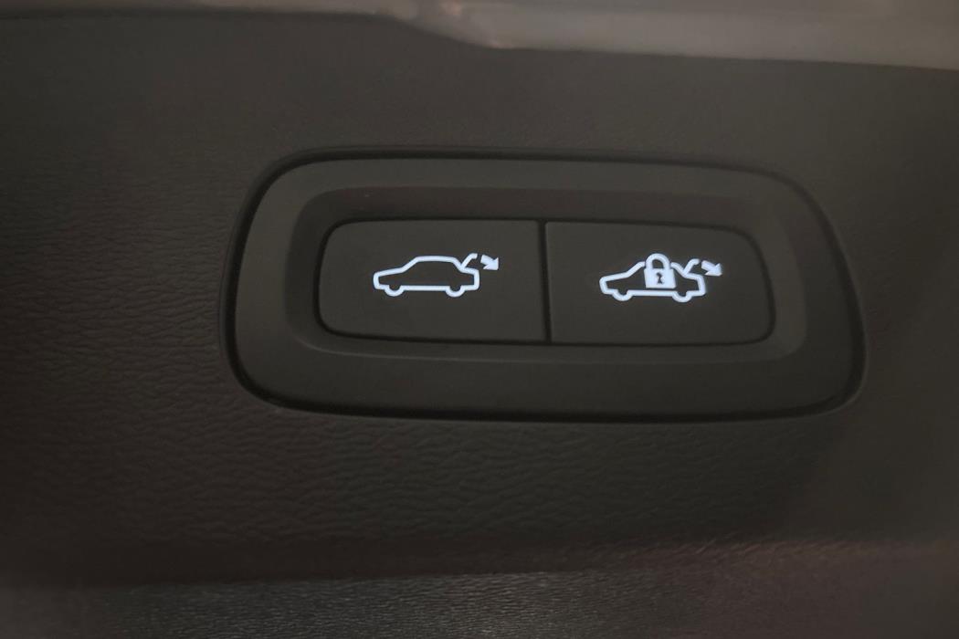 Volvo V60 2024