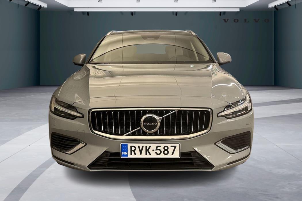Volvo V60 2024
