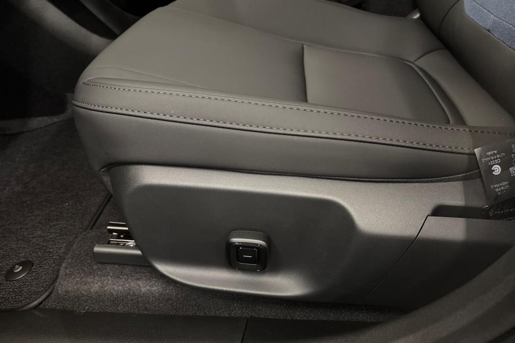 Volvo EX30 2026