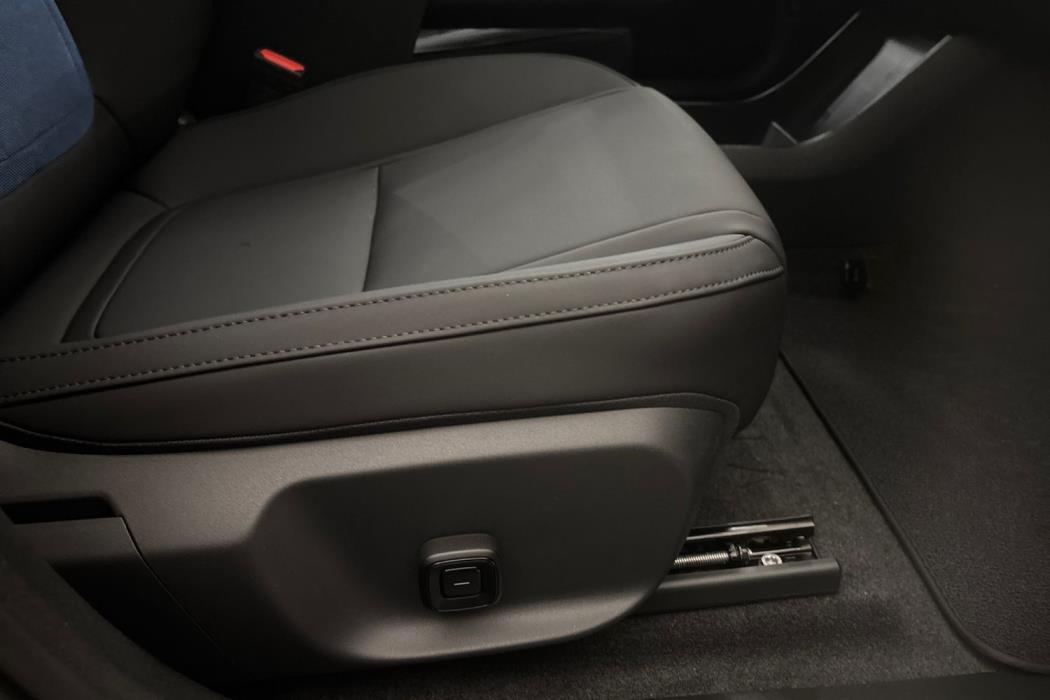 Volvo EX30 2026