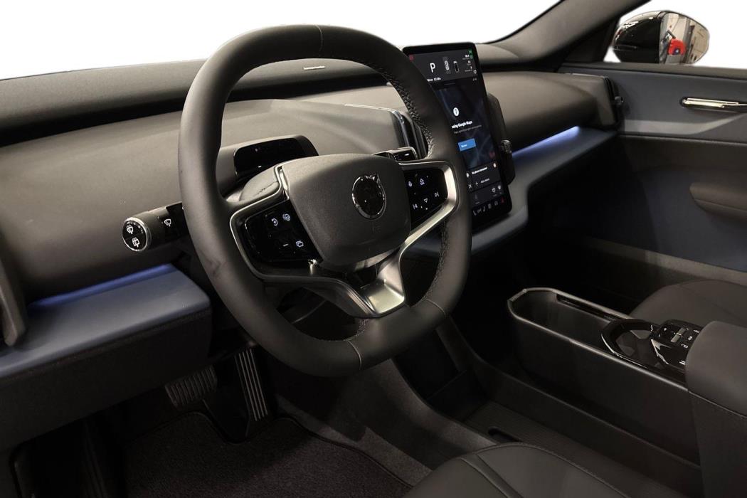 Volvo EX30 2026