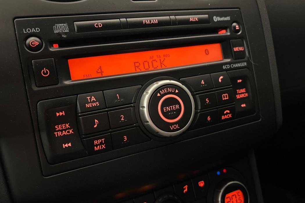 NISSAN Qashqai 2011