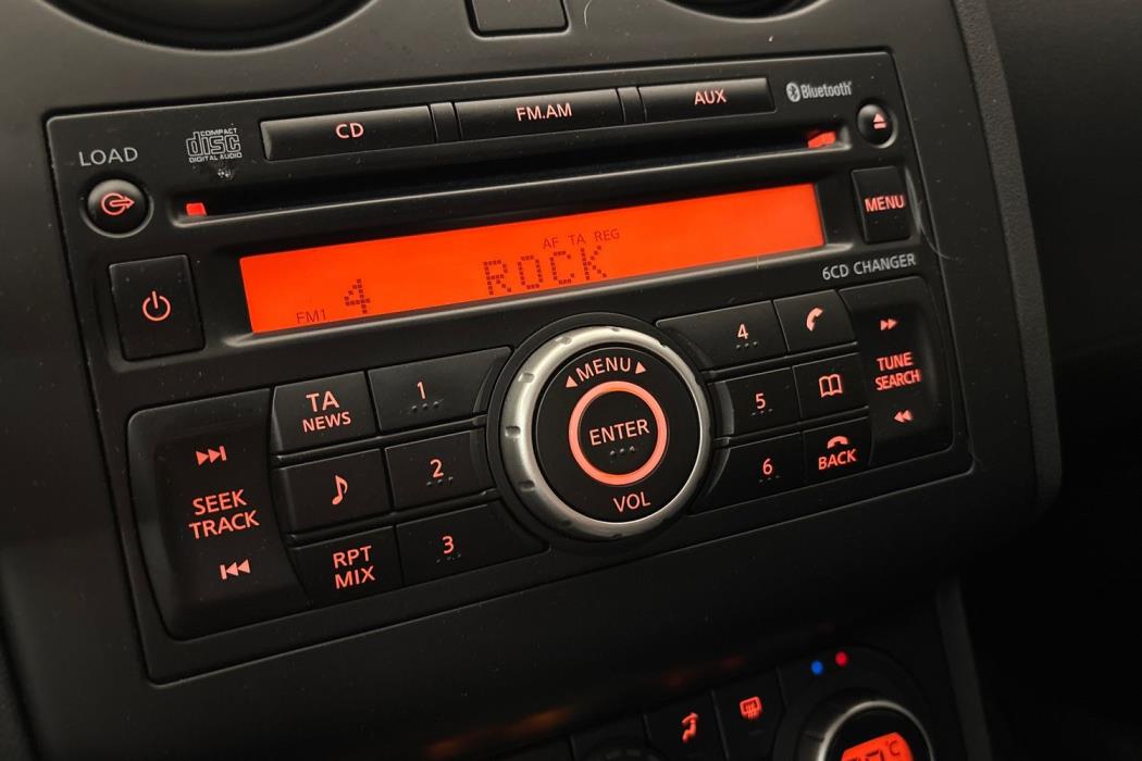 NISSAN Qashqai 2011