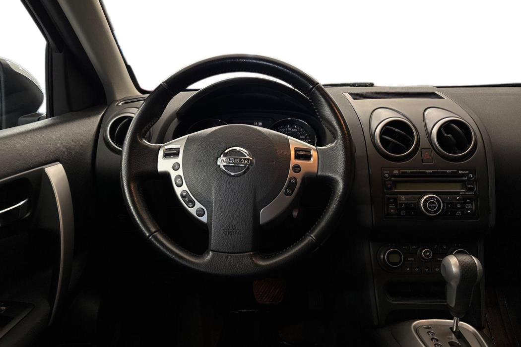 NISSAN Qashqai 2011