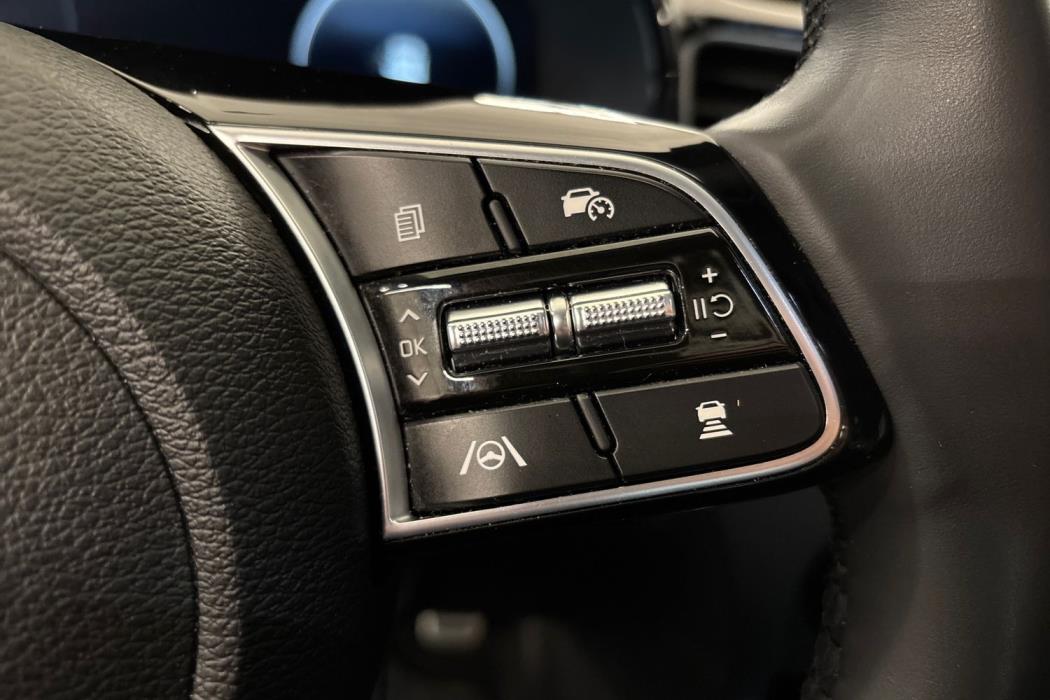 KIA XCeed 2025
