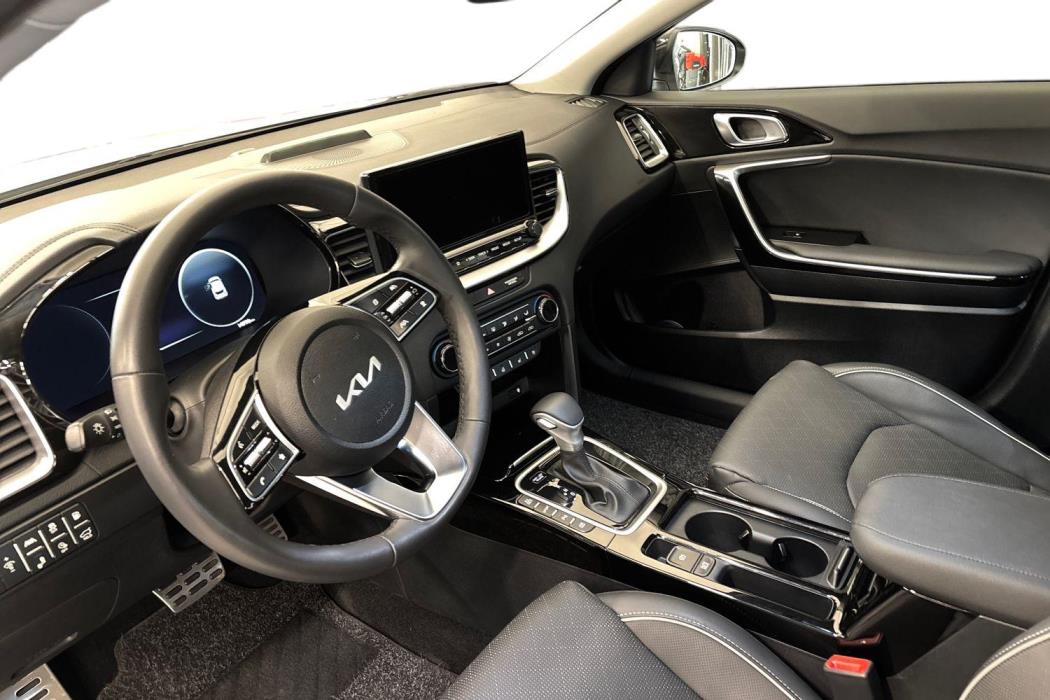KIA XCeed 2025