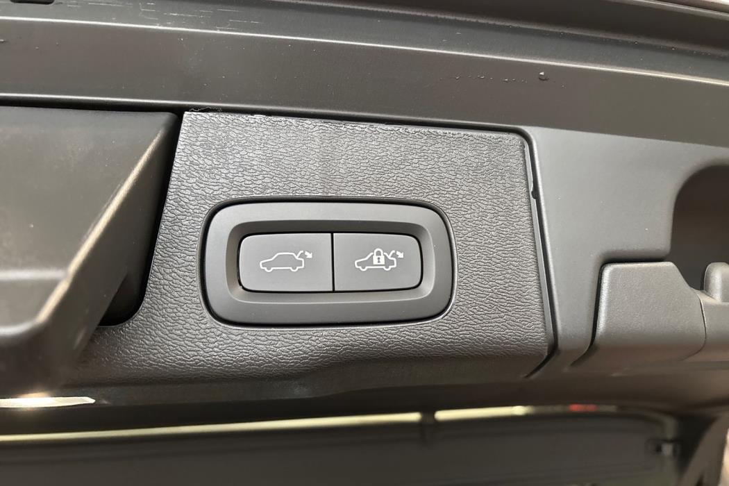 Volvo XC60 2027