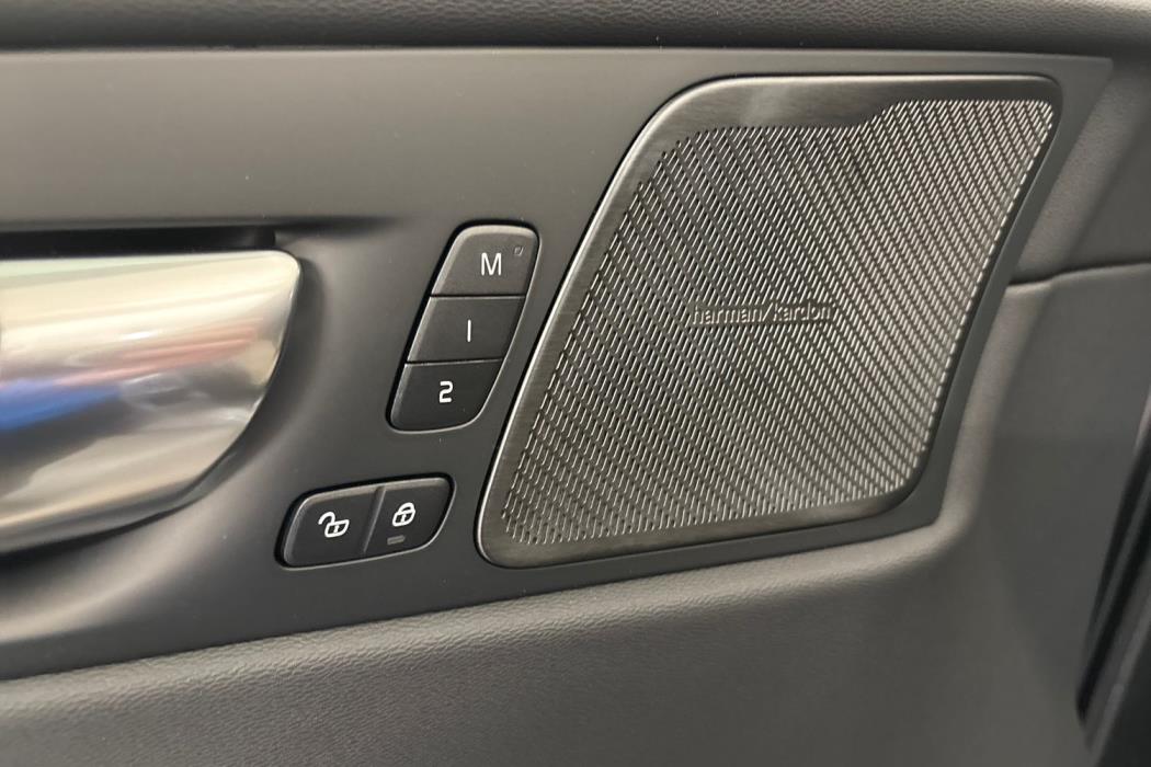 Volvo XC60 2027