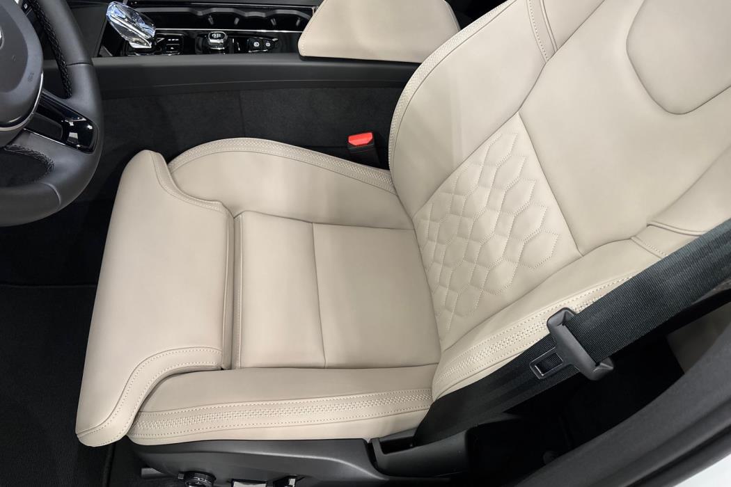 Volvo XC60 2027