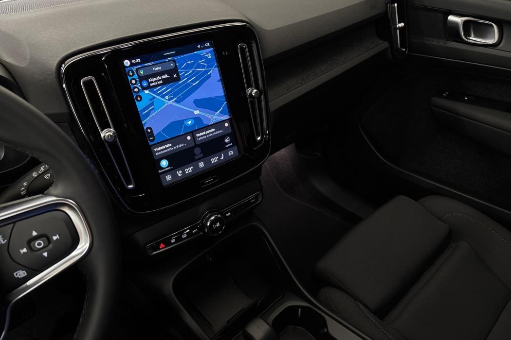 Volvo EX40 2027