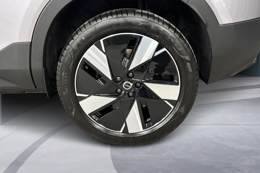 Volvo EX40 2027