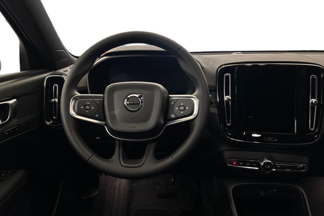 Volvo EX40 2027