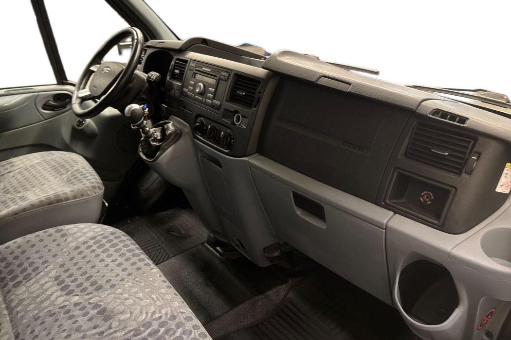 Ford Transit 2011