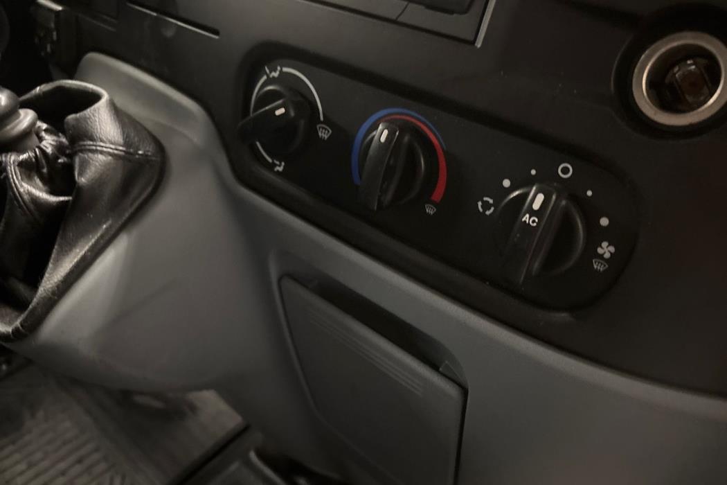 Ford Transit 2011