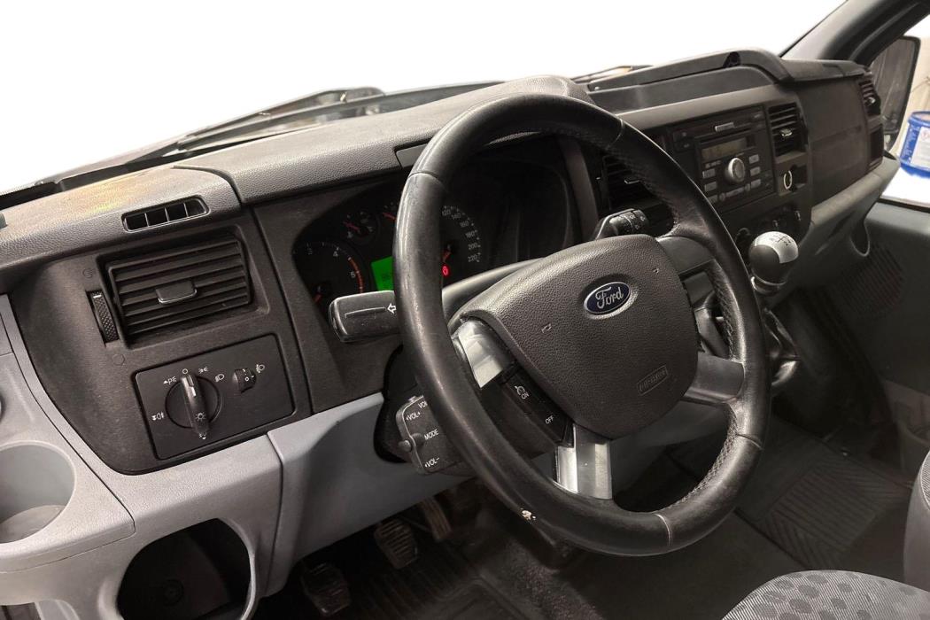 Ford Transit 2011