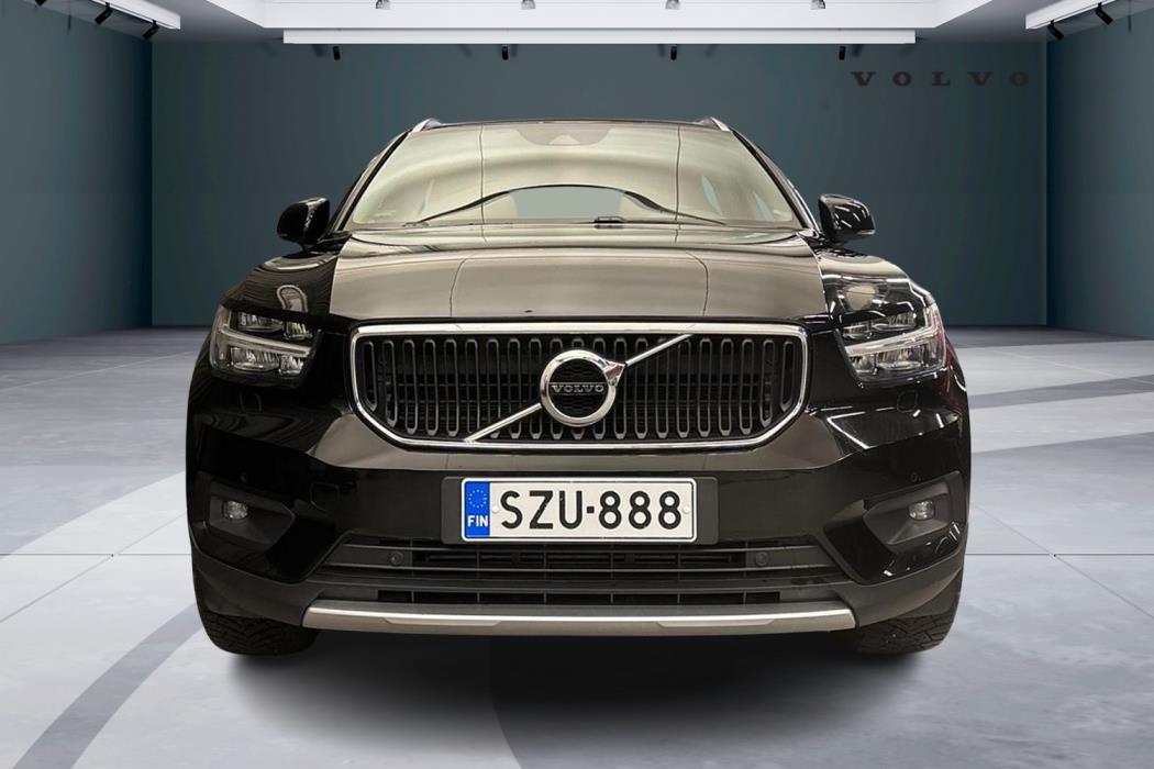 VOLVO XC40 2020