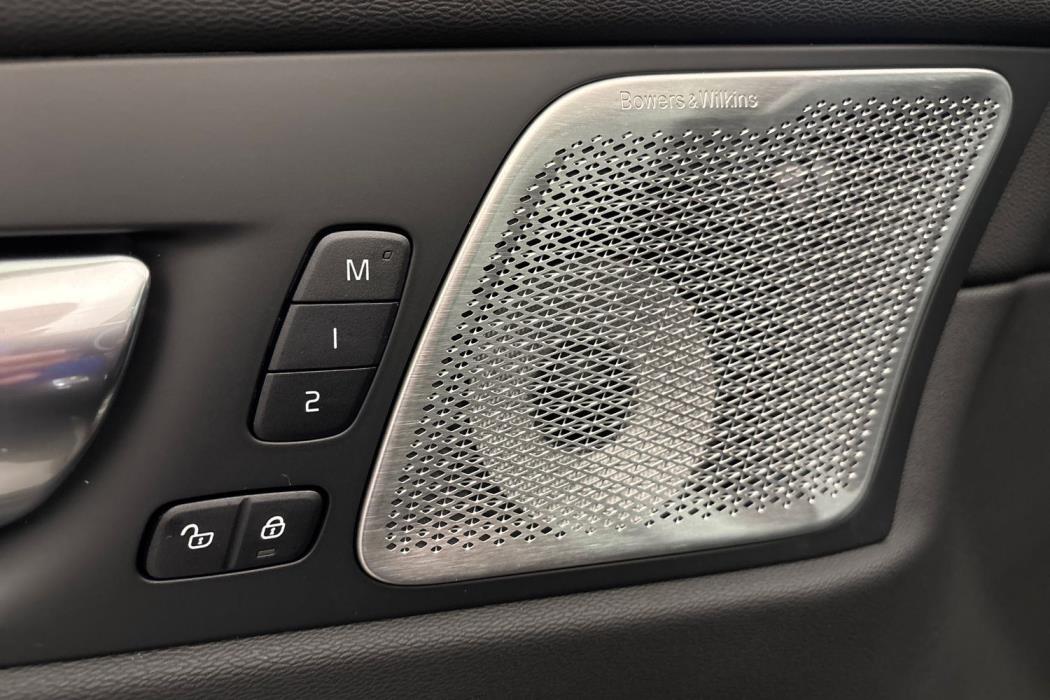 Volvo XC60 2027