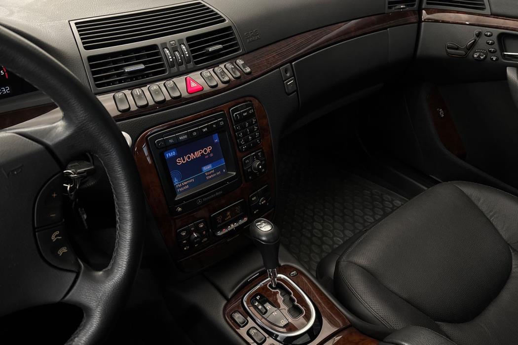 Mercedes-Benz S 2002