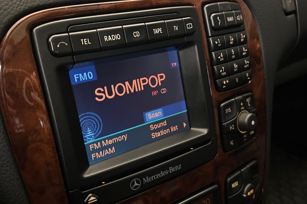 Mercedes-Benz S 2002