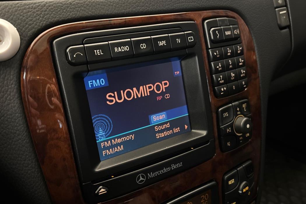 Mercedes-Benz S 2002